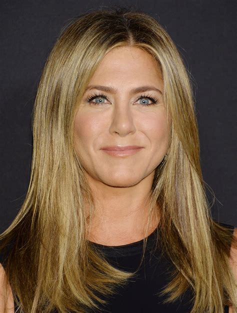 jennifer aniston .